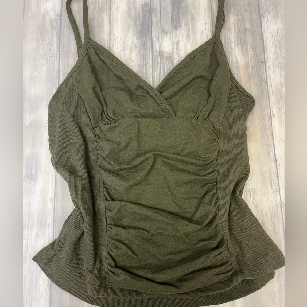 army green tank